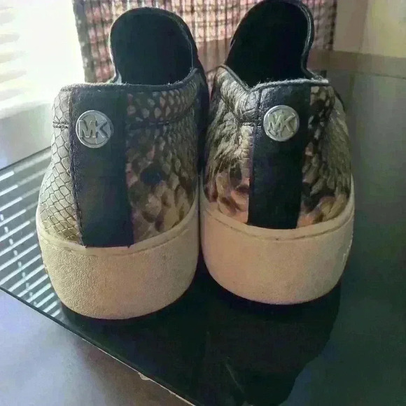 Michael Kors Slip on Sneakers snake print size 9 - Picture 4 of 16